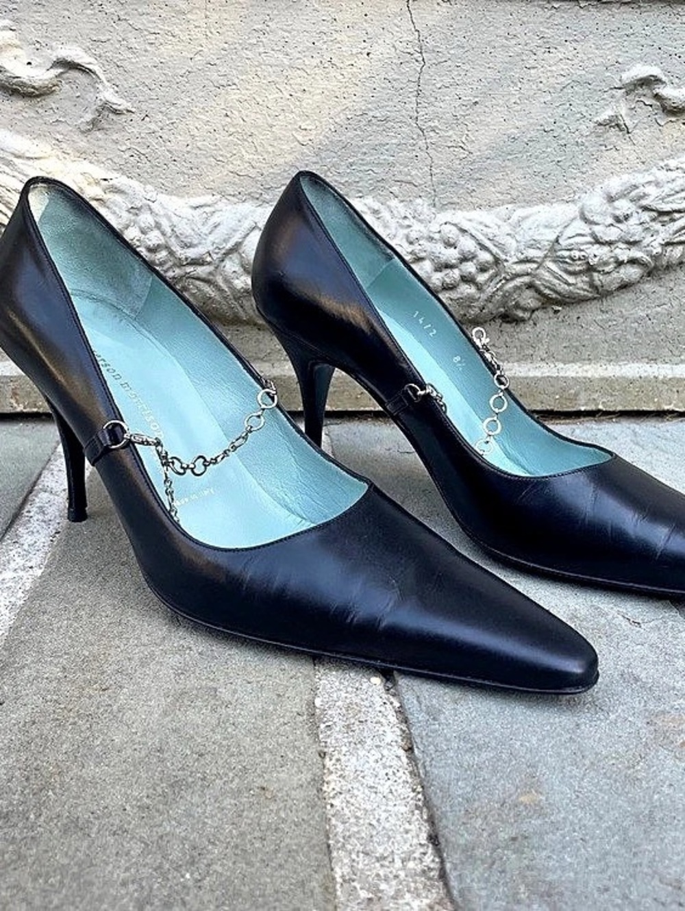 Sigerson Morrison Pointed Toe Chain Detail Heels Black US 8.5
